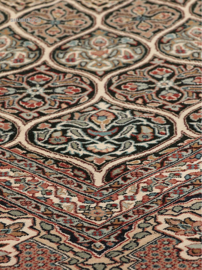 Kashmir pure silk 24  24 - Hand Knotted Silk -Rug