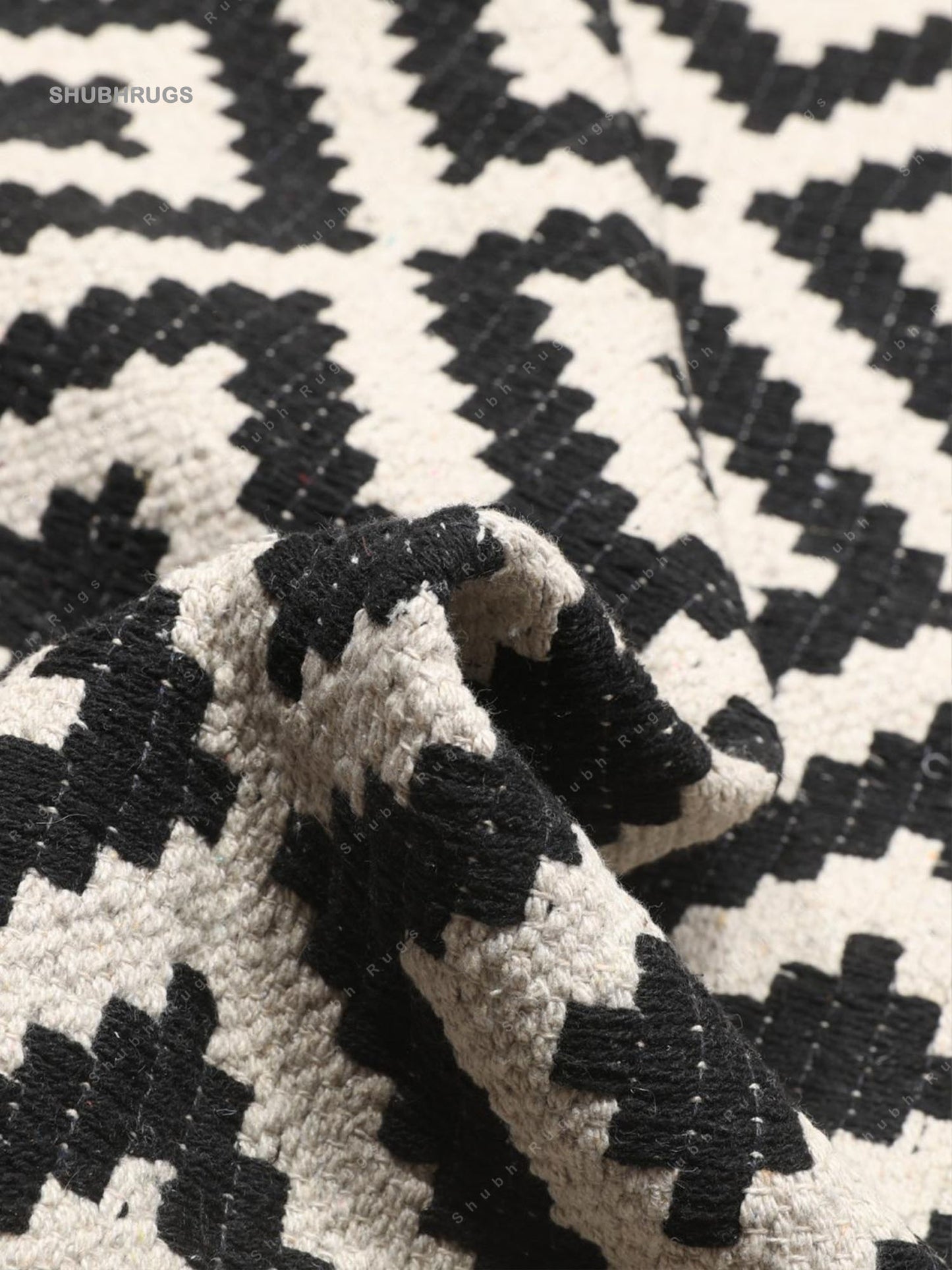 Torun - Black  White Cotton- Rug